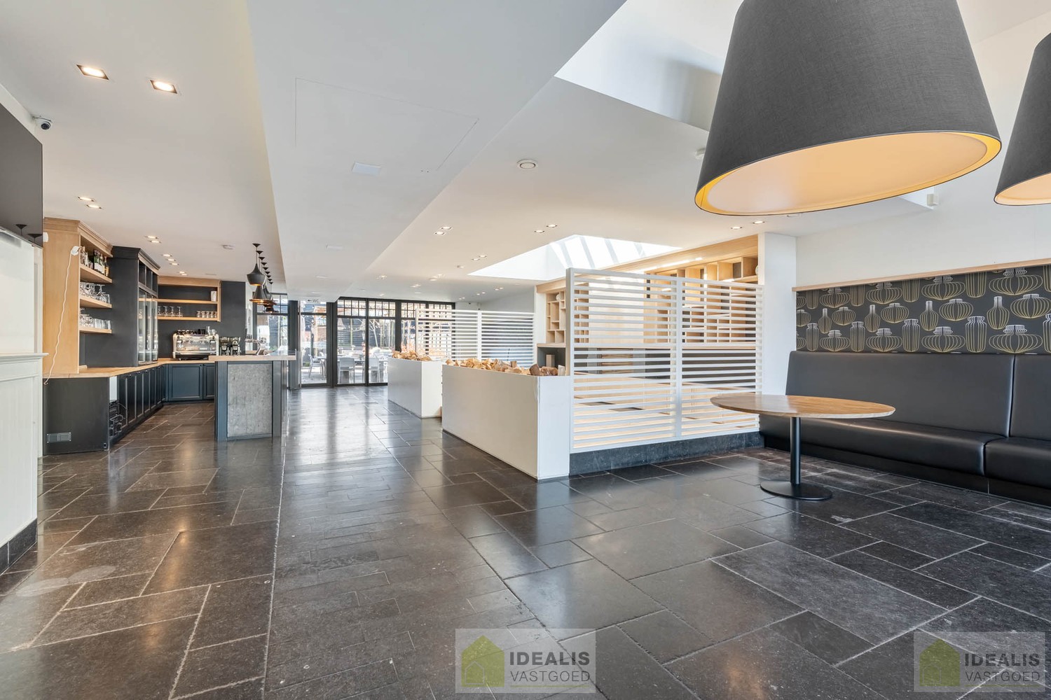 Commercial for sale in Bree with 3 bedrooms - photo 5