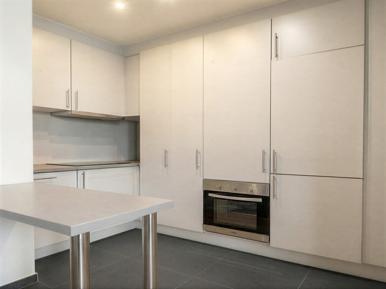 Ruim en lichtrijk appartement met 3 slaapkamers in het hart van Antwerpen - foto 4