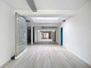 Het kantoor is gelegen op de Ankerrui 11-13 in Antwerpen, op 100 m van het welgekende Eilandje. Het kantoor beschikt over een handelsruimte die...