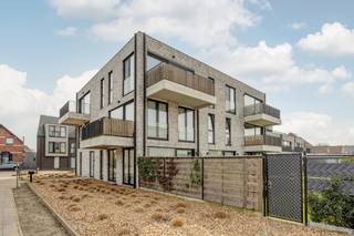 Vosselaar, je wil er "BEN" wonen en dat kan in dit vrijwel nieuw appartement in "Residentie Galantine" pal in het centrum van Vosselaar met een...