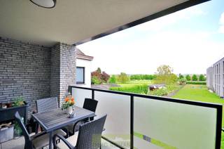 Appartement presque nouvellement construit à distance de marche du centre ville de Ronse, avec toutes les commodités nécessaires et un accès...