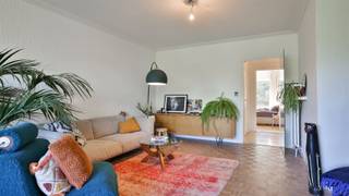 Welkom in dit lichtovergoten, karaktervolle appartement aan de rand van de geliefde Dieseghemwijk in Mortsel.Een instapklaar appartement omringd door...