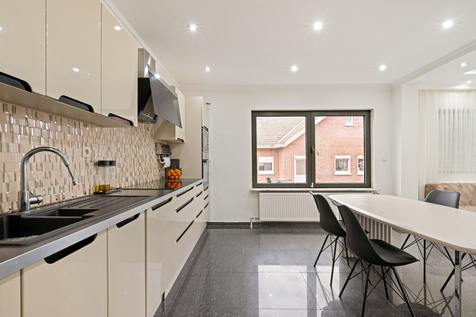 Open bebouwing met 5 slaapkamers en EPC C! - foto 5