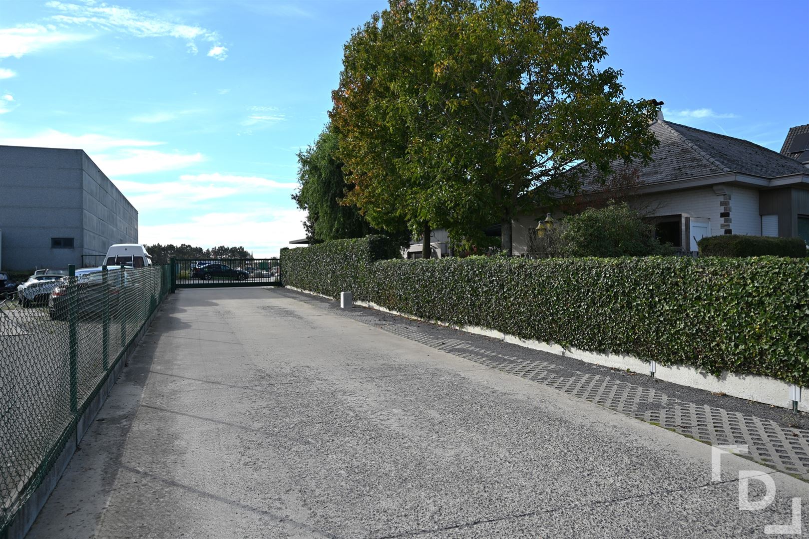 Commercial à louer à Ypres - photo 4