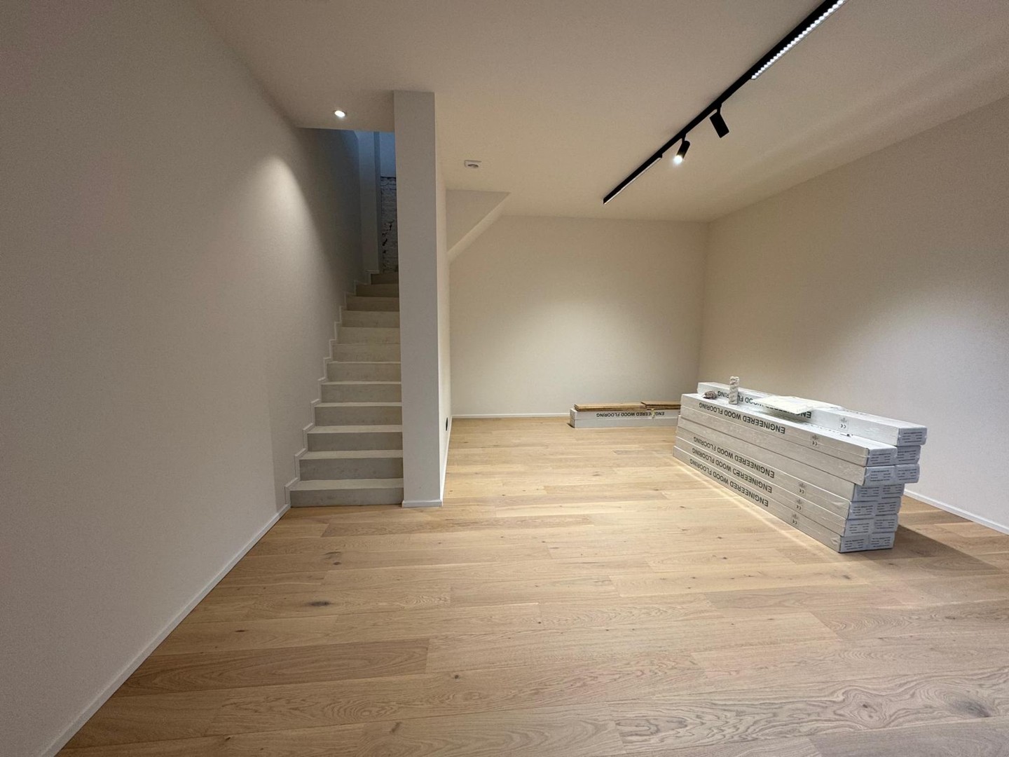 Commercial à louer à Anvers - photo 5