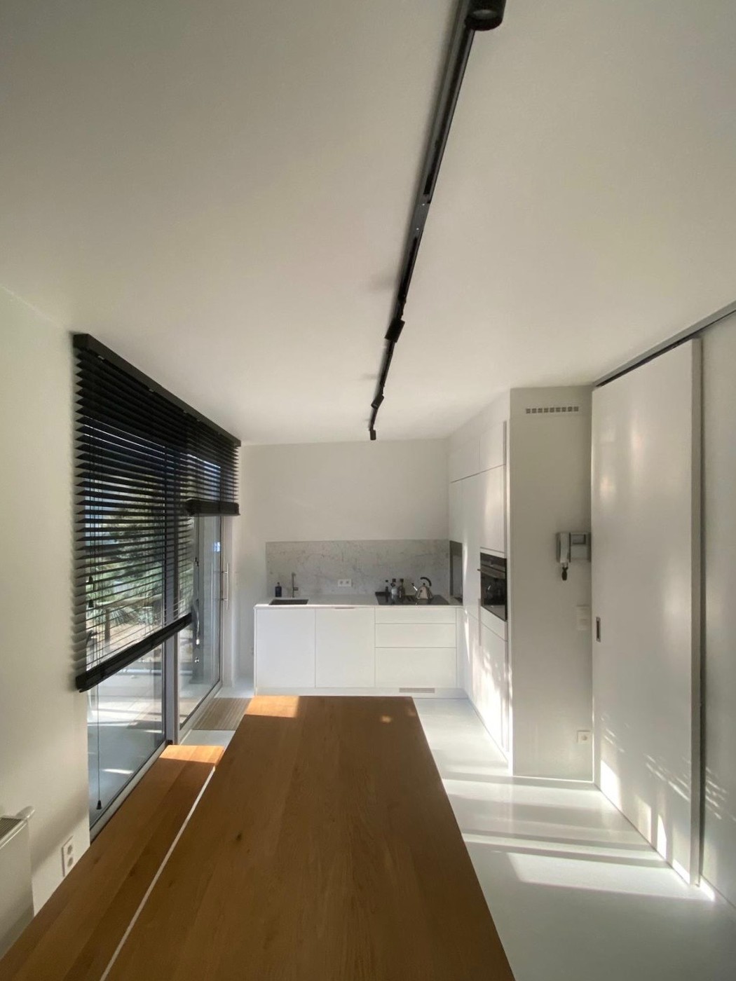 Modern en instapklaar handelspand vlakbij E17 - foto 1