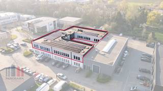 Magnifique espace de bureaux de 900 m² à vendre, visible depuis la très fréquentée Pontbeeklaan, à la périphérie de Bruxelles (Zellik)...