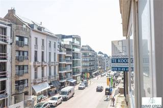 Dit 2-slaapkamerappartement bevindt zich op de tweede verdieping van de residente Providence, vlakbij de Zeedijk en de winkels en op wandelafstand...