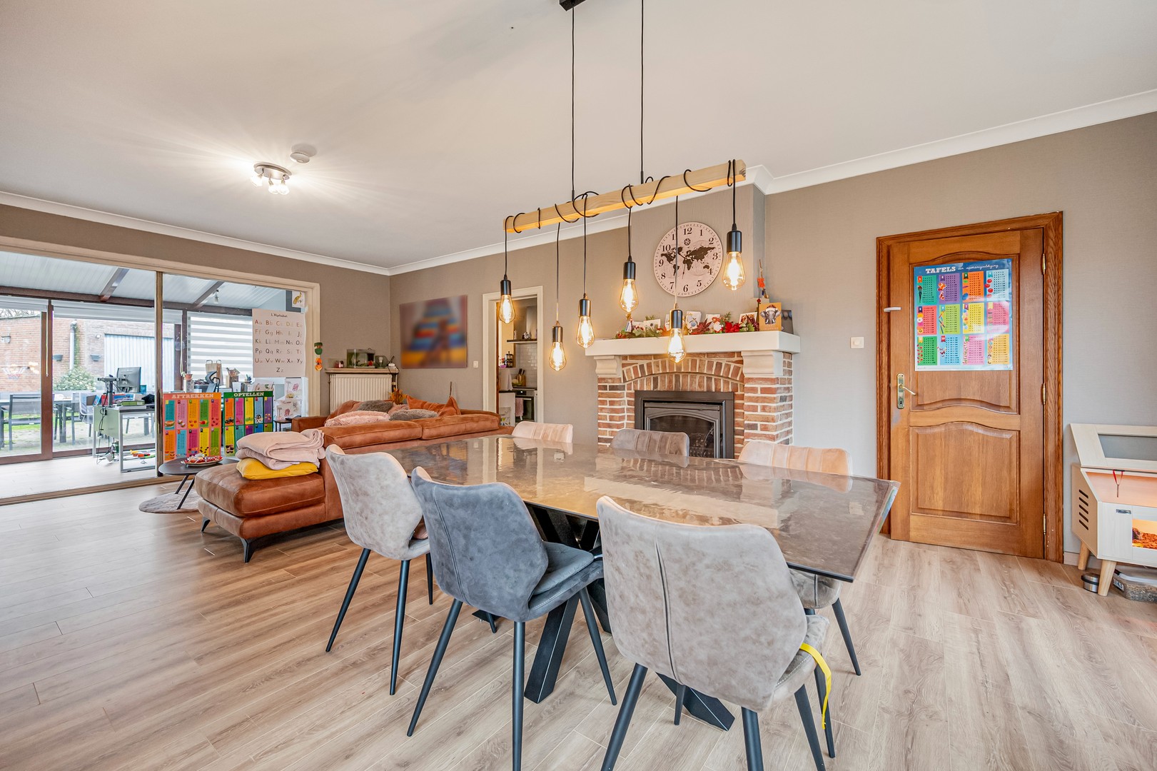 Gerenoveerde half open bebouwing met grote tuin en 3 slpkmrs! - foto 3