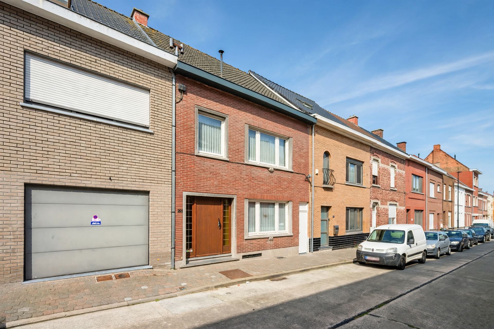 Degelijke woning met veel potentieel & aangename tuin - foto 2