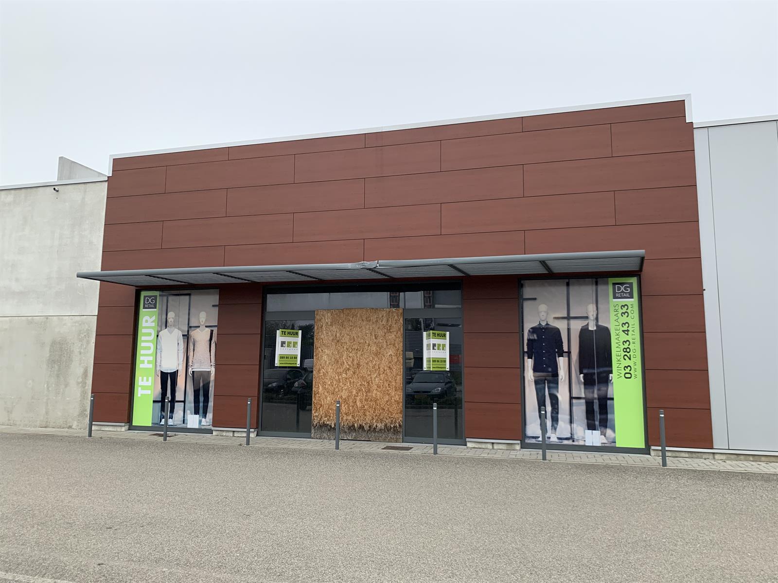 Commercial for rent in Lanaken - photo 1