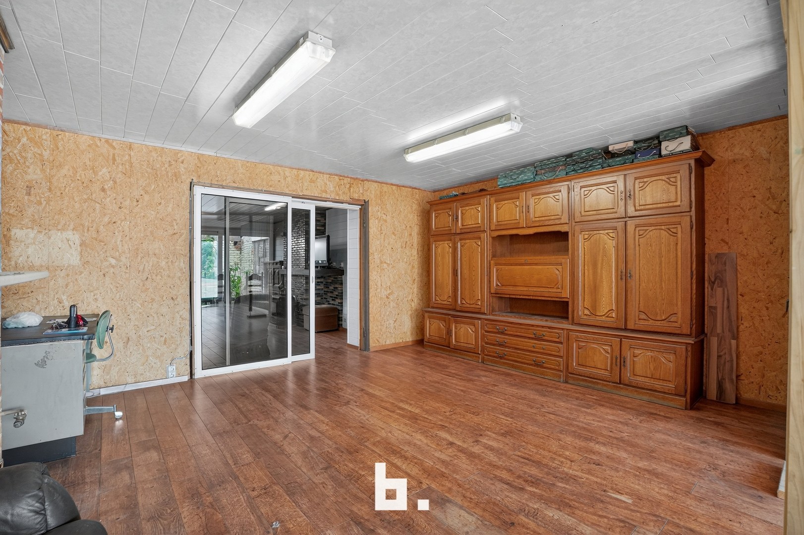 Woning met loods met zeer veel potentieel te Ledegem! - foto 5