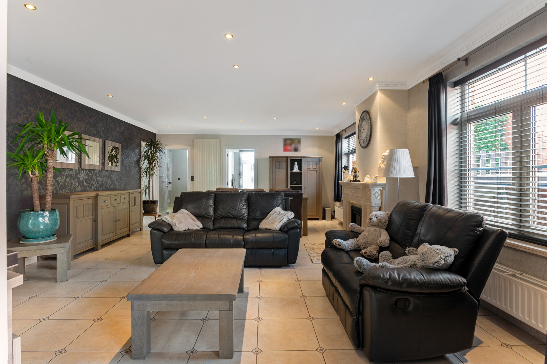 Ruime woning met 4 slpks, 2 bdks, garage en tuin - foto 5