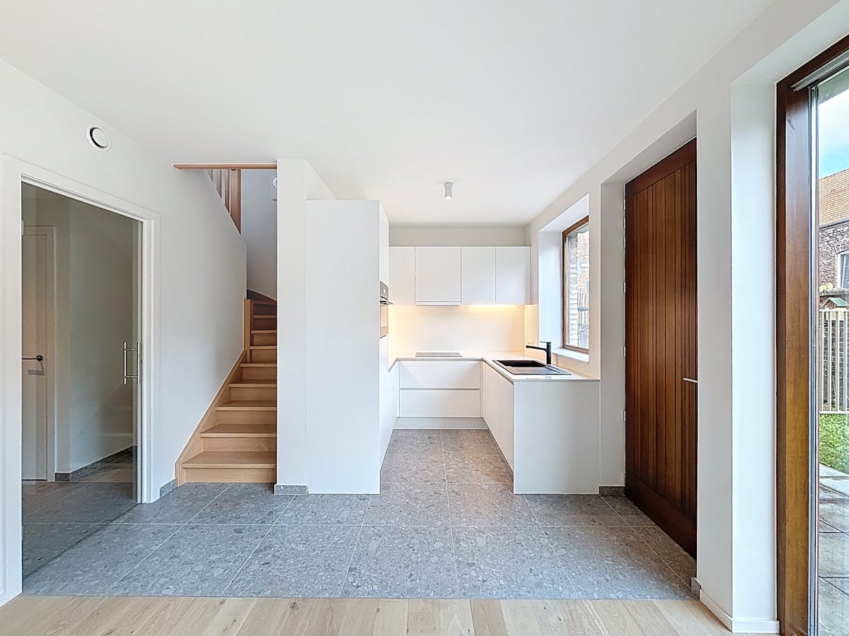 Newly built apartment for rent in Ypres city center - photo 4