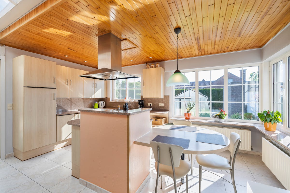 Villa met 3 slaapkamers en zonnige tuin te Moorslede. - foto 5