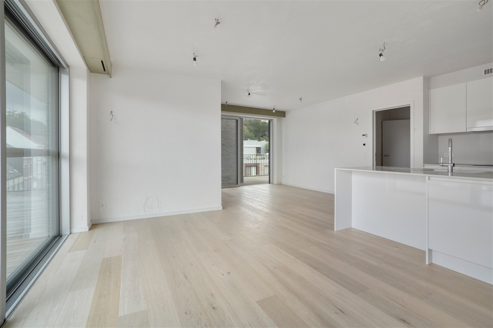 Lichtrijk penthouse met spectaculaire terrassen - foto 5