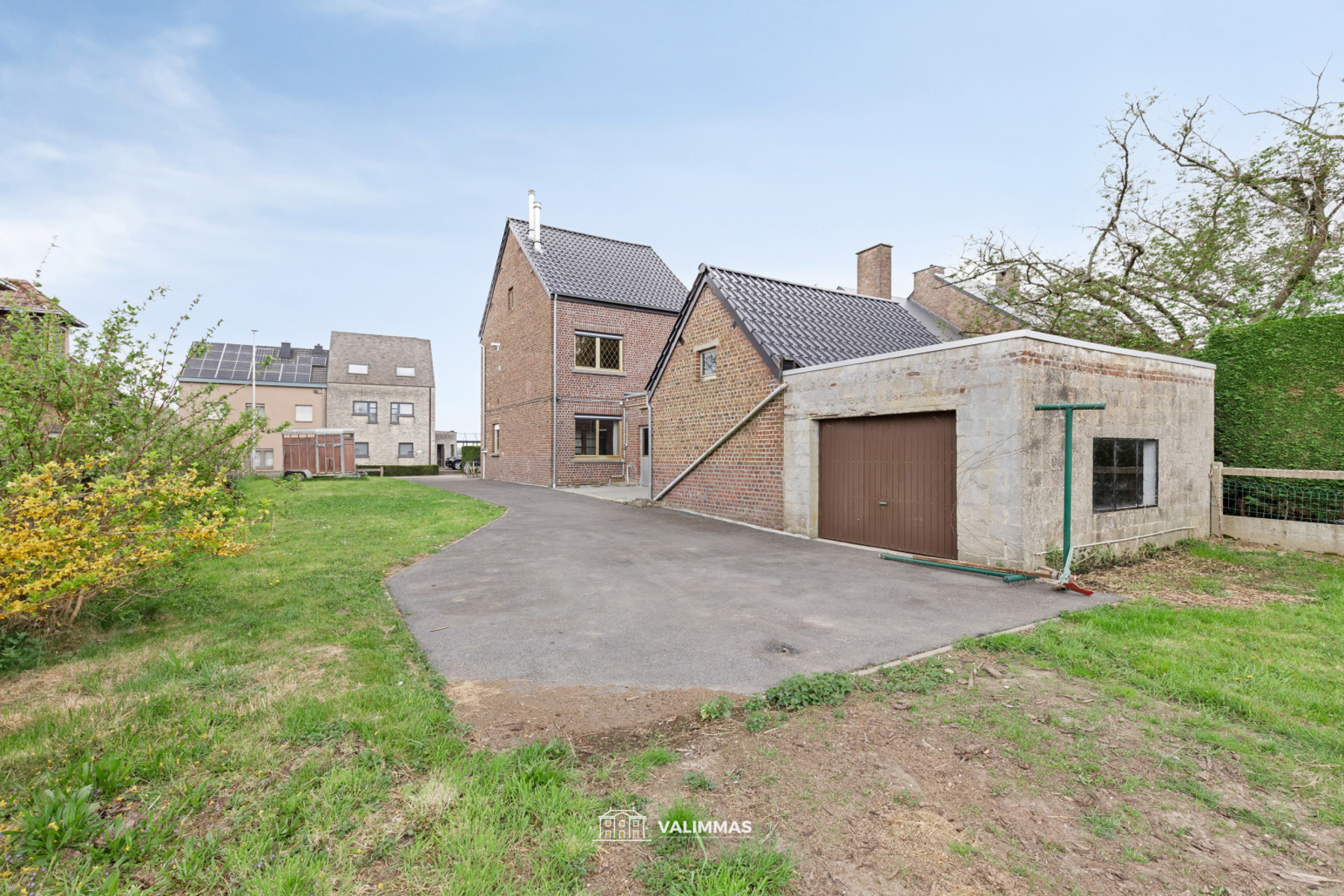 Verzorgde driegevelwoning met garage en grote tuin... - foto 2
