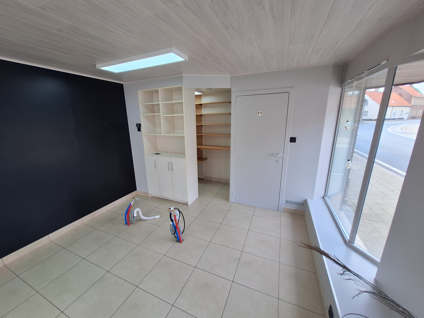 Te huur – Handelspand van ca. 60 m² in Houthulst - foto 5