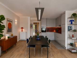 <strong>Coupure Rechts. Kwalitatief gerenoveerd 2 slpk-appartment met terras op een boogscheut van het stadscentrum.</strong><br /><br /><em>Voor meer informatie, mail naar info@carloeggermont.be</em><br /><br />Door zijn ligging aan de <strong><span>Coupure rechts</span></strong> is het appartement <strong><span>een ideale waardevaste investering en uitvalsbasis in het centrum van de stad.</span></strong><br /><br /><strong><span>Dit gelijkvloers appartement werd in 2024 kwalitatief gerenoveerd.</span></strong> Het appartement telt <strong><span>twee volwaardige slaapkamers die zich aan de achterzijde bevinden</span></strong> en toegang bieden tot de buitenruimte.<br /><br />Aan de voorzijde vinden we een aangename en lichtrijke open ruimte die plaats geeft aan de vernieuwde keuken, eetplaats en leefruimte.<br /><br />Tussengelegen vinden we de inkomhal, gastentoilet en de badkamer voorzien van inloopdouche, wastafel en plaats voor de wastafel.<br /><br />Als extra is het appartement nog voorzien van een privatieve kelder.<br /><br /><strong>Samenvattend, een interessant appartement voor zowel jonge starters, ouders van studerende kinderen of investeerders dankzij de goede afwerking en de topligging.</strong><br /><br /><em>Maandelijkse kosten: 147 euro</em><br /><em><em>Elektriciteit conform.</em></em>