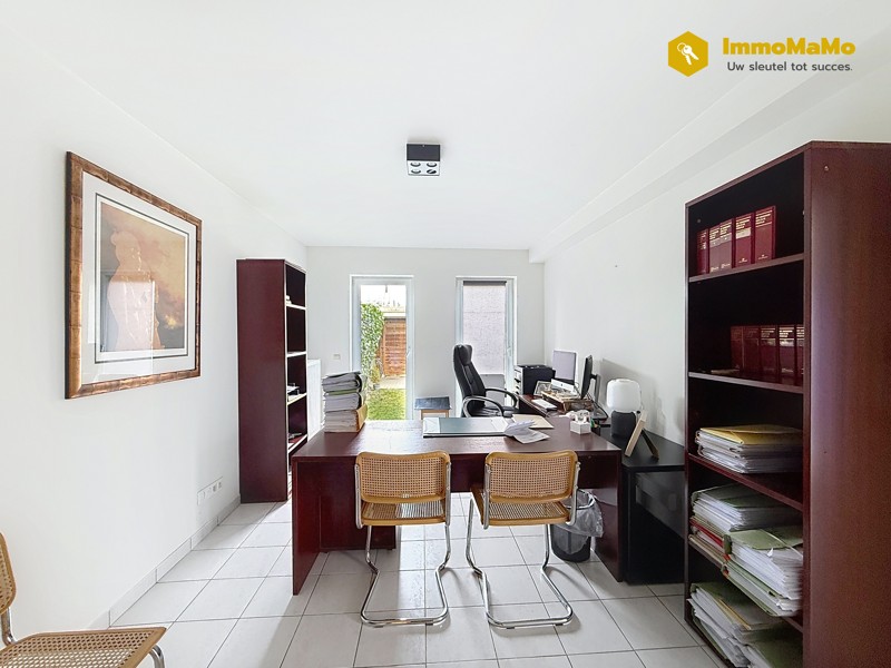 Functioneel kantoor-/praktijkruimte te huur in Destelbergen - foto 1