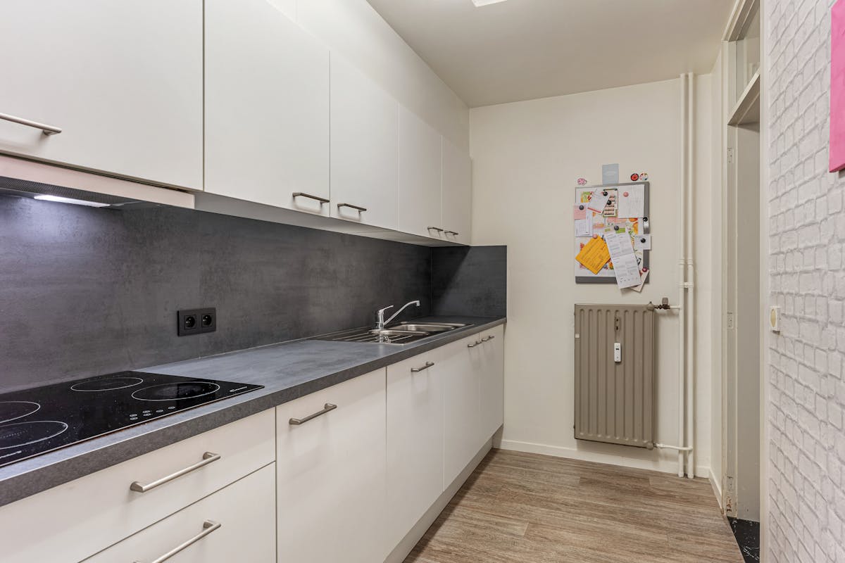 Appartement confortable de 2 chambres avec parking à Hasselt - photo 5