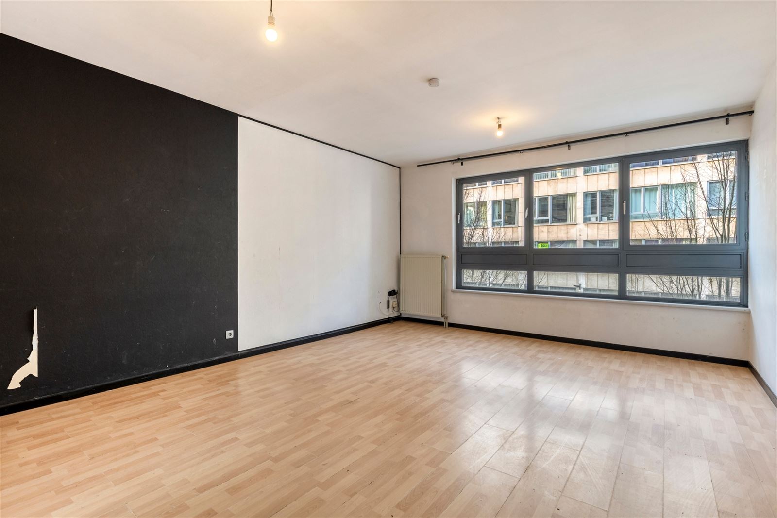 Perfect gelegen op te frissen 1 slpk appt! - foto 4