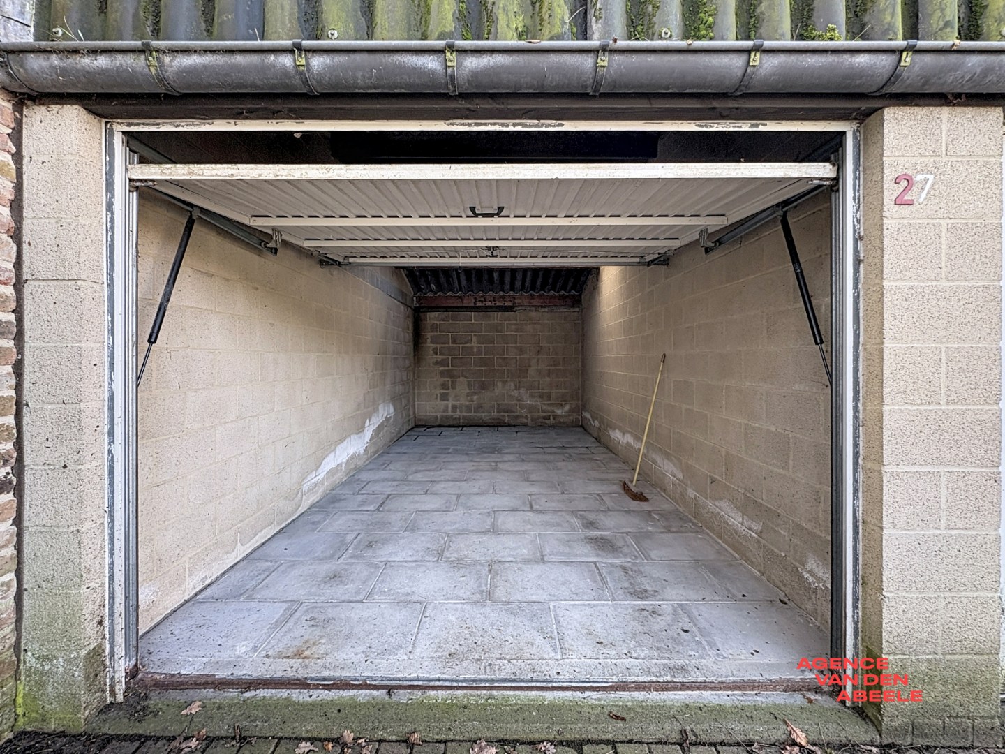 Gesloten garagebox in garagecomplex! - foto 4