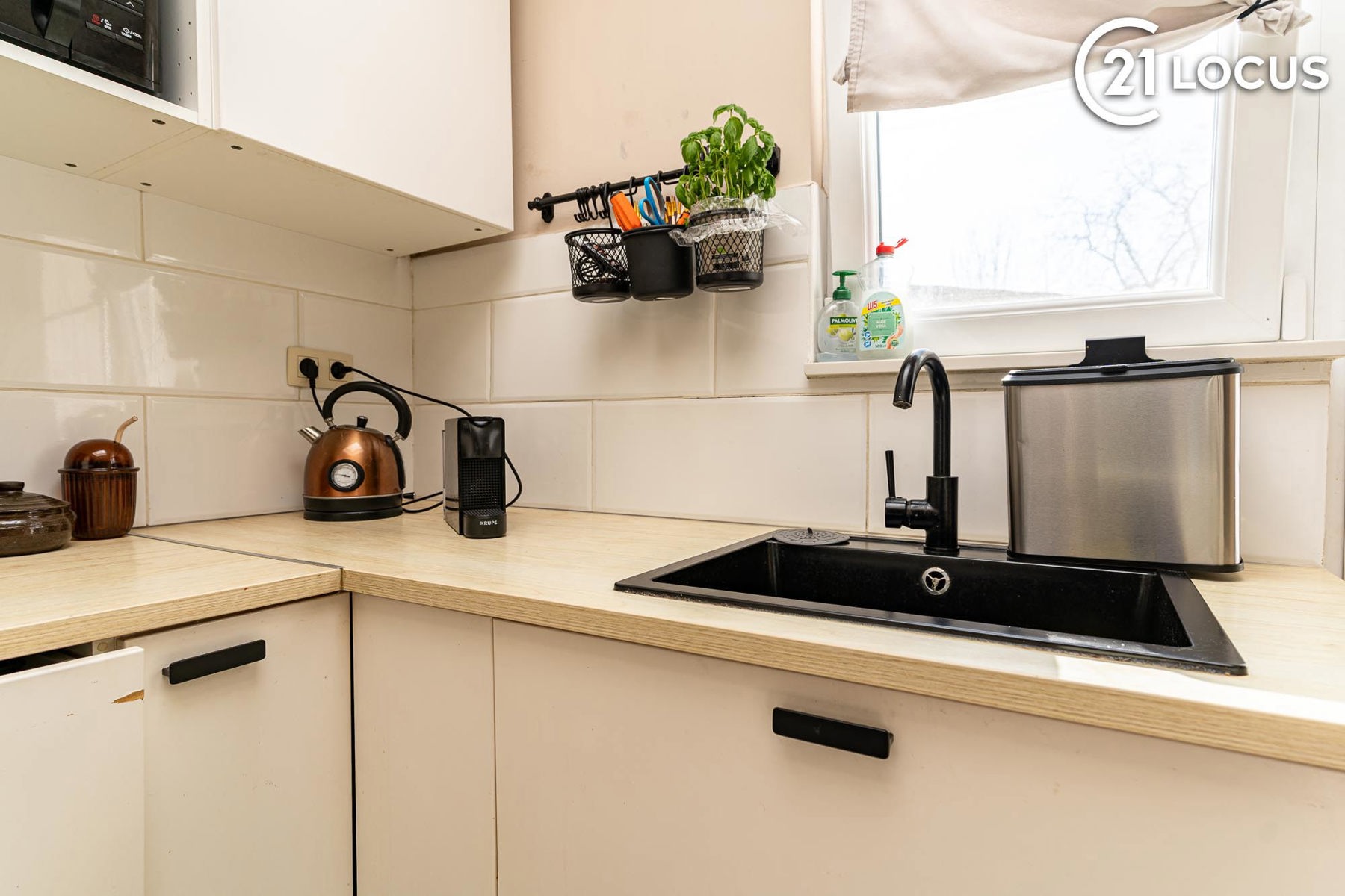 Instapklare gezinswoning met 4 slaapkamers in Zwijndrecht - foto 3