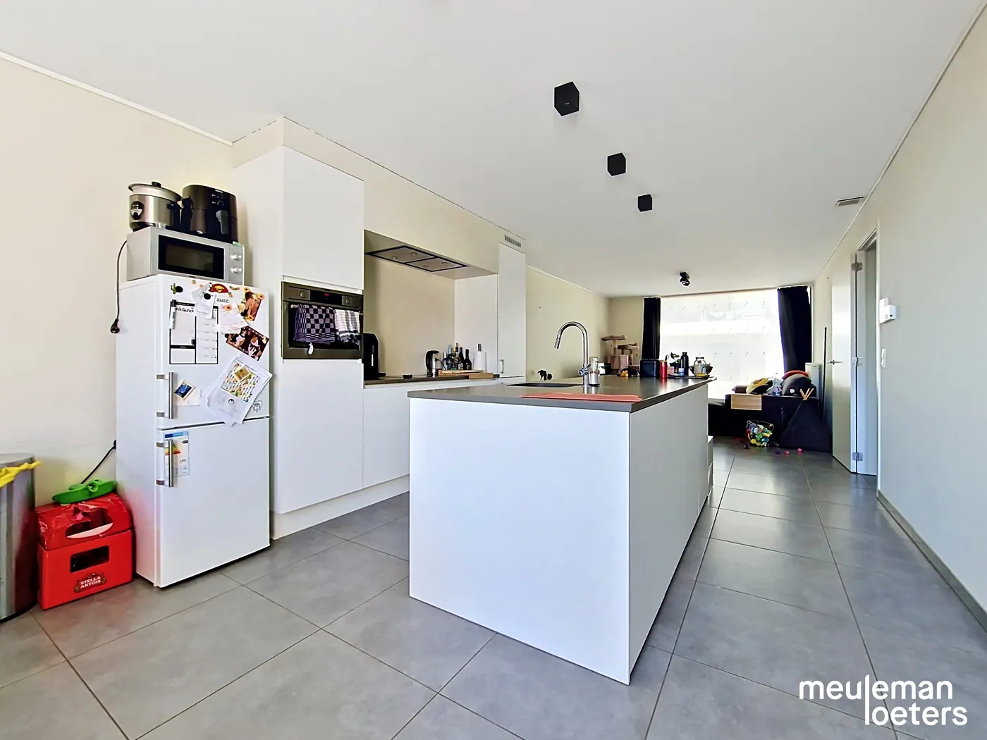 Modern quality apartment with south-facing terrace and parking space - photo 2