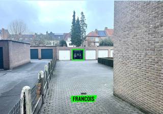 Garage for rent in Bruges