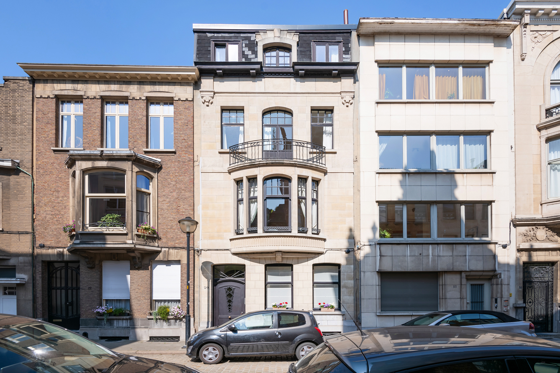 Indrukwekkende herenwoning in Beaux-Arts stijl te koop - foto 2