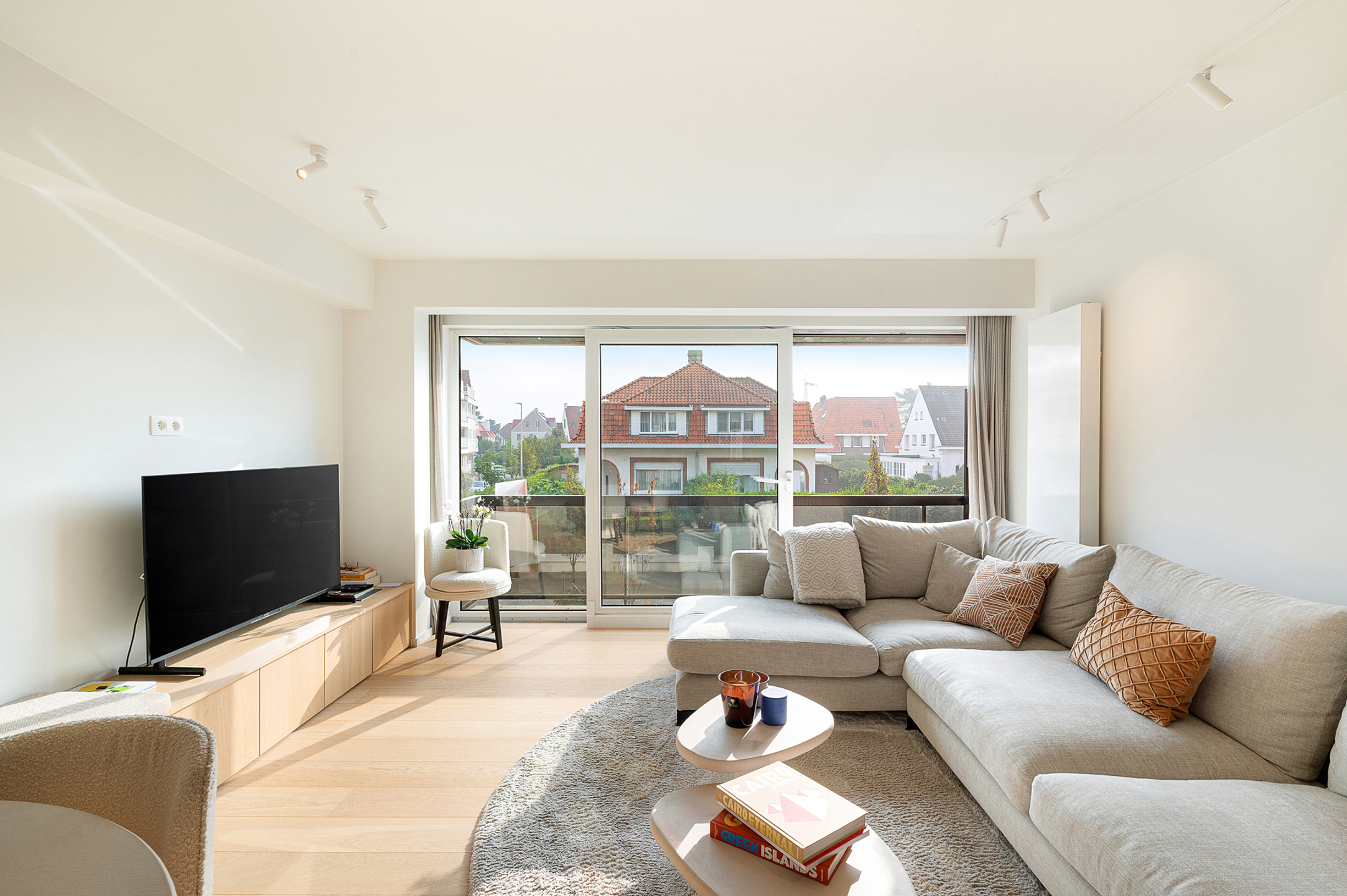 Mooi vernieuwd appartement met open uitzicht & 3 slaapkamers - foto 4
