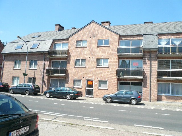 Een energiezuinig gelijkvloers appartement met 2 slaapkamers, privé tuin en garage - foto 2