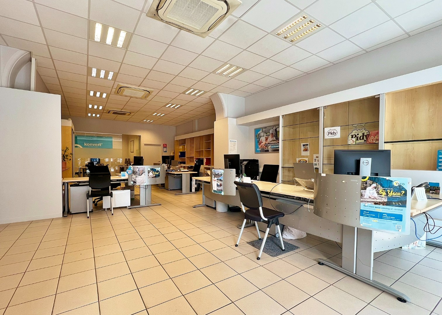 Commercial for rent in Ypres - photo 2