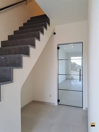 House for rent in Heers