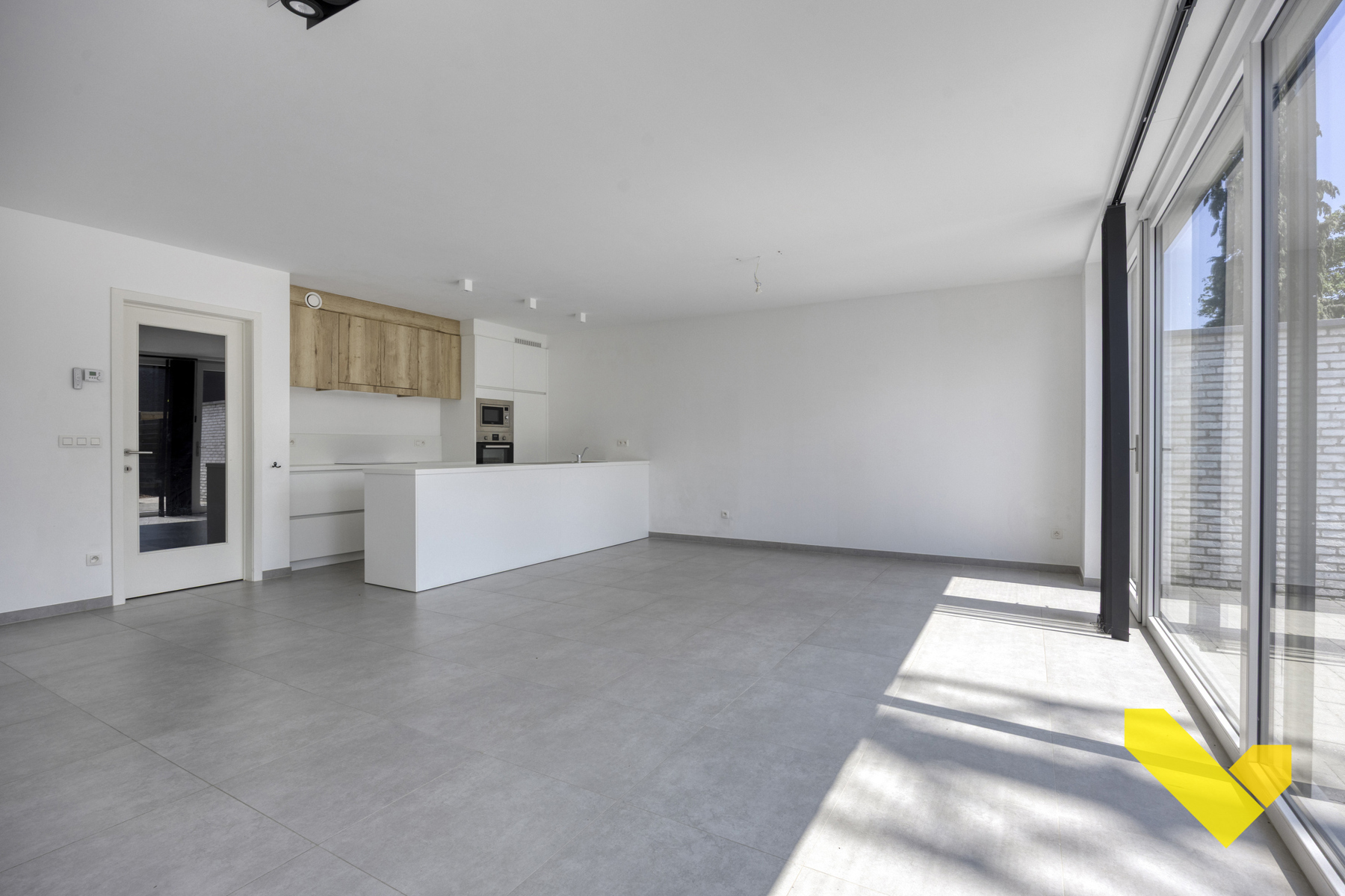 Meteen instapklare moderne woning gelegen op een toplocatie! - foto 2