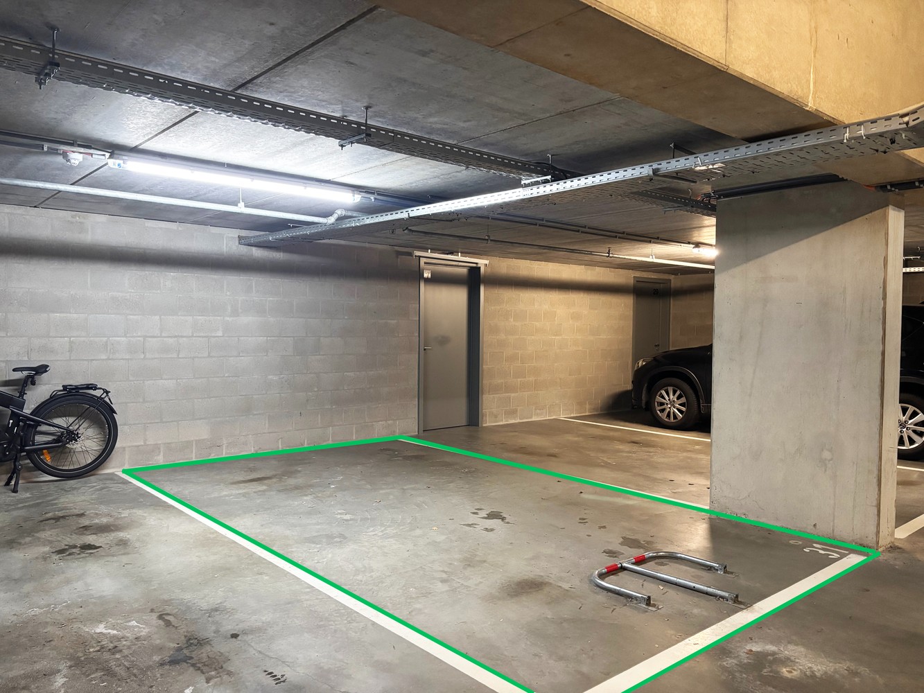 Ondergrondse autostaanplaats in Emblem - foto 1