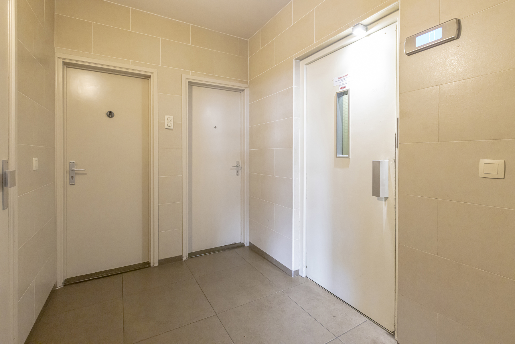 Op te frissen/ te renoveren appartement - foto 3