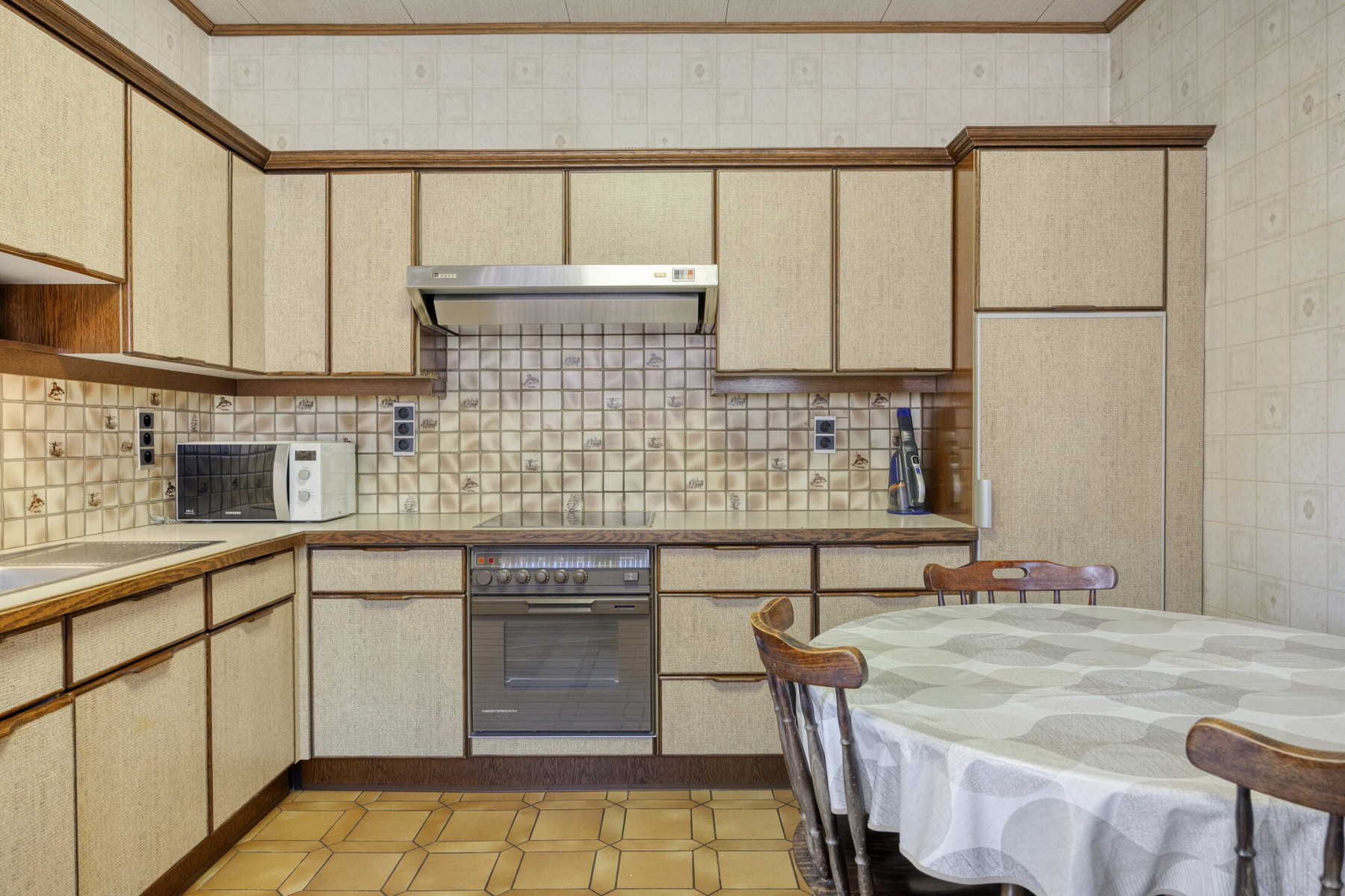 TE KOOP - te renoveren bebouwing met veel mogelijkheden - foto 5
