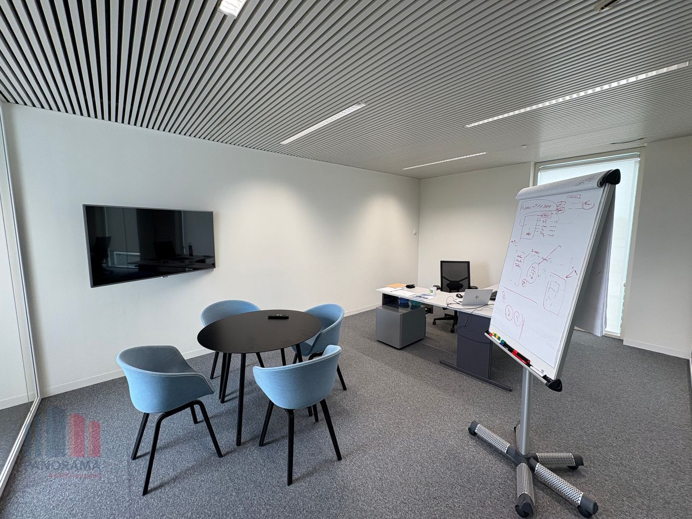 262 m² instapklare kantoorruimte met visibiliteit van de E40 - foto 5