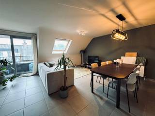 Recente moderne leuke duplex op 2e en 3e verdieping met 2 slaapkamers en apart toilet! Recent gebouwd appartement type "duplex" 2° en 3°...