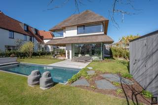 Nieuwbouwvilla in Duinenwater met ideale zonoriëntatie. Deze nieuwbouwvilla bevindt op enkele stappen van het idyllische Duinenwatermeer, omringd...