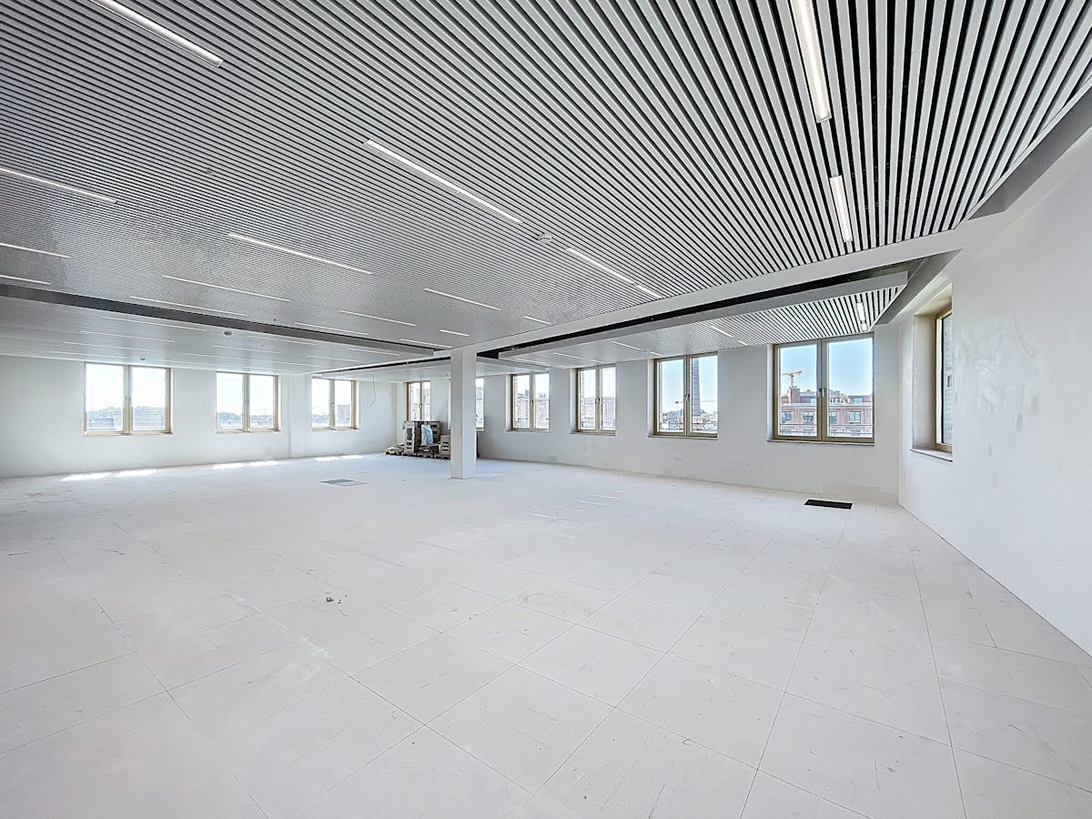Office (257 m²) for rent in Ledeberg - photo 2