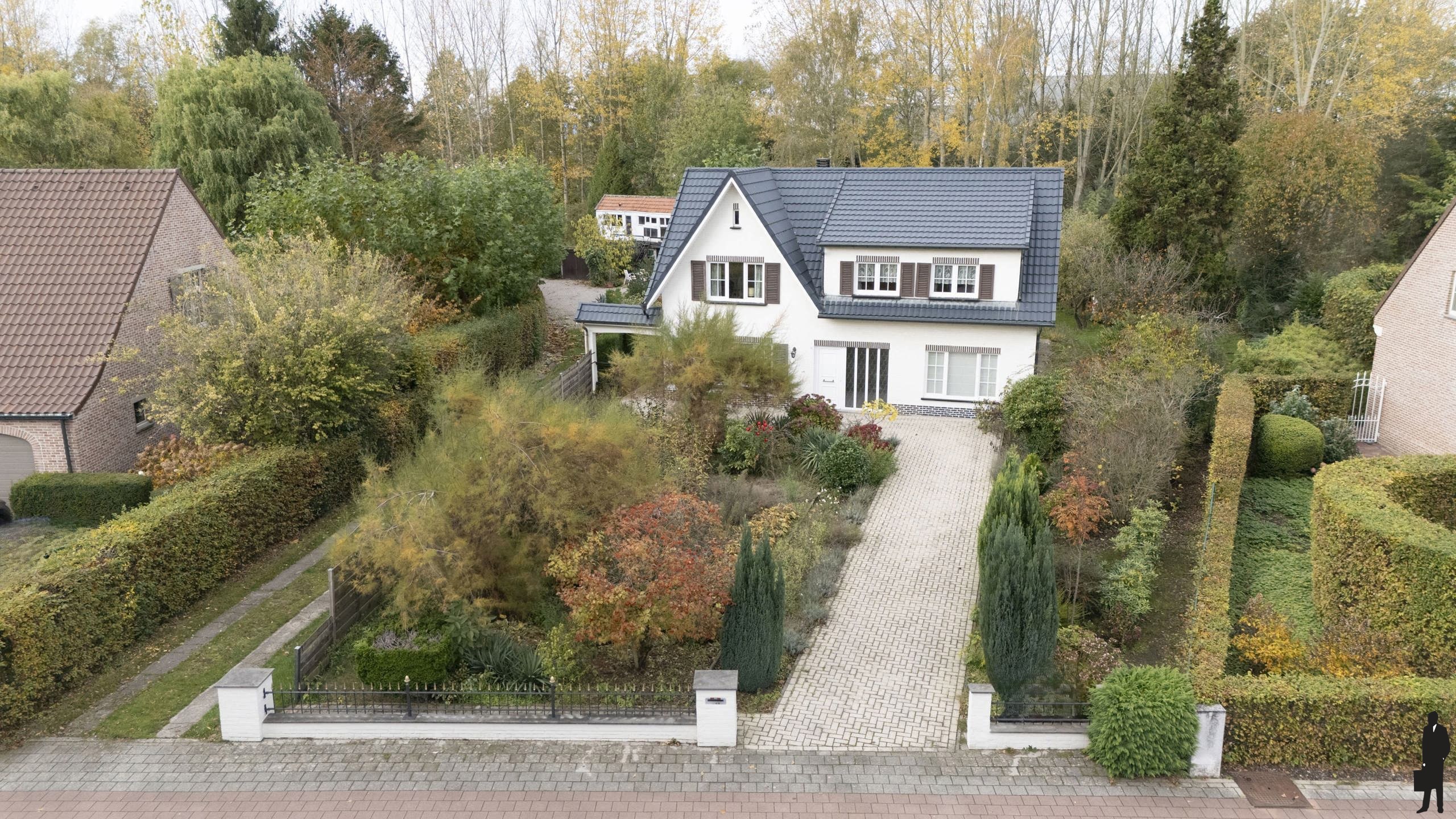 Woning op riant perceel van 8.906m² met vele mogelijkheden - foto 2