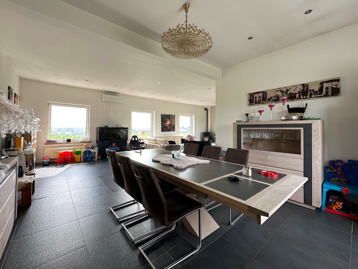 Te koop , multifunctionele eigendom met ruim woongedeelte, handelsruimte en zonneterras op toplocatie in Maarkedal - foto 3