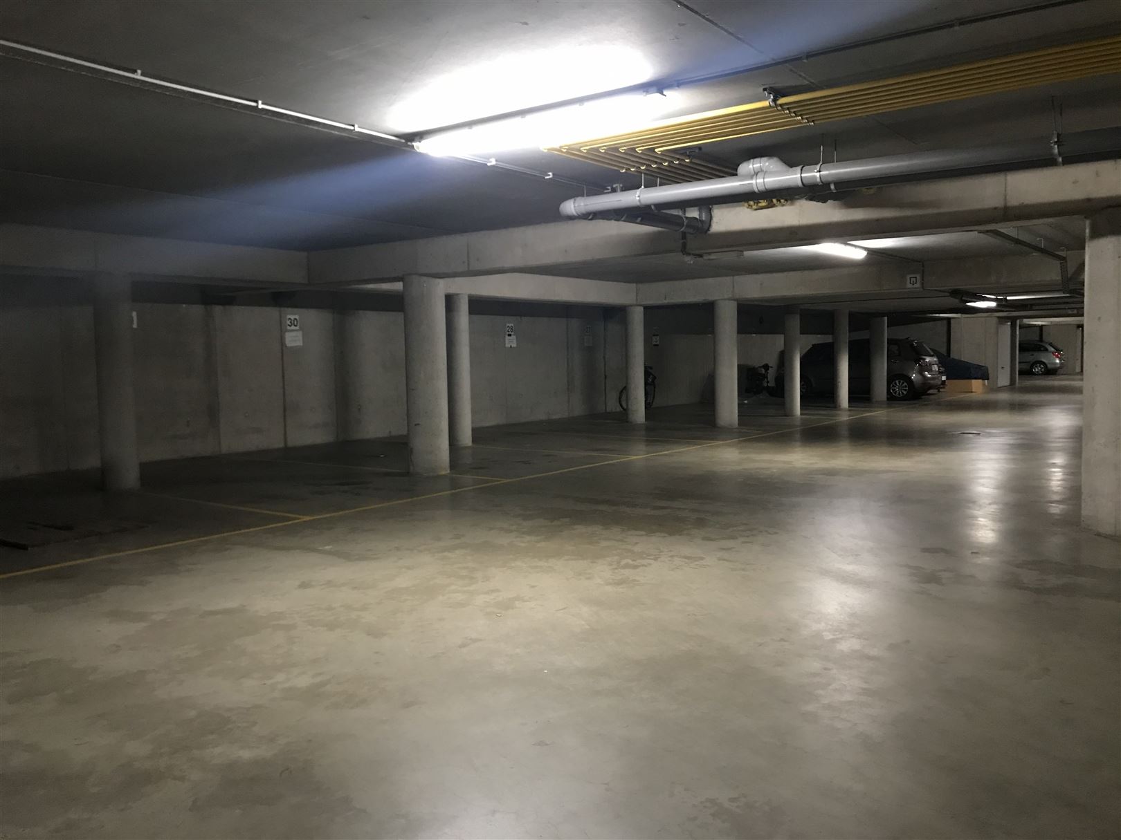 Laatste ondergrondse staanplaatsen in residentie Cauwenbergh te Schoten - foto 4