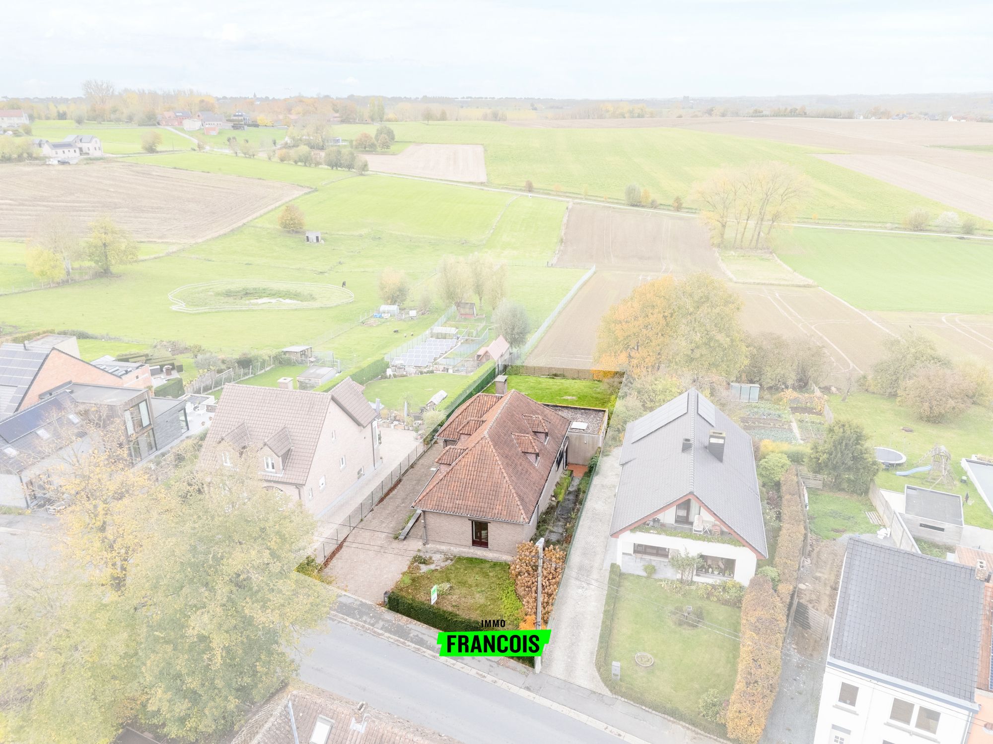 TE KOOP – Ruime villa met prachtig landelijk zicht en tal van mogelijkheden - foto 1