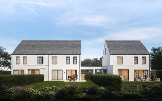 Welkom op de Nijverheidsstraat 34A in As.<br /><br />Droomt u van een stijlvolle, energiezuinige woning op een rustige locatie waar comfort, ruimte en kwaliteit centraal staan?<br />Dan is Residentie Basile precies wat u zoekt.<br /><br />De woning straalt luxe en elegantie uit dankzij haar moderne architectuur, grote raampartijen en hoogwaardige materialen.<br />Binnen geniet u van een overvloed aan natuurlijk licht, een praktische indeling en een afwerkingsniveau dat volledig kan worden afgestemd op uw persoonlijke smaak. <br /><br />In september 2026 zal de ruwbouw afgewerkt worden en kan de binnen afwerking door U bepaald worden.<br /><br />Technische informatie:
<ul>
<li>Oppervlakte perceel: 474,1 m²</li>
<li>Oppervlakte woning (bruto), exclusief terras : 234,7 m²</li>
<li>Oppervlakte terras: 27,6 m</li>
</ul>
<br />Troeven:<br />✔ Bijna-Energie-Neutrale (BEN) woning (E-peil van 30)<br />✔ Warmtepomp, vloerverwarming en zonnepanelen<br />✔ Vloerverwarming op alle verdiepingen (2 pompgroepen)<br />✔ Hoogwaardige aluminium ramen van Reynaers met ultraslank steel-look design<br />✔ Ruime afwerkingsbudgetten volledig op maat van uw wensen<br />✔ Duurzame materialen en uitstekende energieprestaties<br />✔ Luxueuze en tijdloze uitstraling<br /><br />Kies de afwerking die bij u past<br /><u>Casco – € 417.850 incl. kosten</u><br />Voor wie graag zelf de volledige afwerking bepaalt.
<ul>
<li>Wind- en waterdichte oplevering</li>
<li>Inclusief dakwerken, ramen en buitendeuren</li>
</ul>
Kostprijs: € 355.000 excl. kosten, zijnde € 417.850 incl. 12% RR en 21% btw<br /><br /><u>Casco+ – € 520.700 incl. kosten</u><br />De ideale balans tussen vrijheid en comfort.
<ul>
<li>Wind- en waterdicht</li>
<li>Elektriciteit, sanitair, ventilatie en verwarming inbegrepen</li>
<li>Vrije materiaalkeuze voor keuken, badkamer, vloeren en binnendeuren</li>
</ul>
Kostprijs: € 440.000 excl. kosten, zijnde, zijnde € 520.700 incl. 12% RR en 21% btw<br /><br /><u>Volledig afgewerkt (luxueus) – € 584.697 incl. kosten</u>
<ul>
<li>Instapklaar wonen zonder zorgen.</li>
<li>Hoogwaardige afwerking</li>
<li>Luxueuze keuken en badkamer</li>
<li>Maximale energiezuinigheid en wooncomfort</li>
</ul>
Kostprijs: € 492.890,08 excl. kosten, zijnde € 584.697 incl. 12% RR en 21% btw<br /><br />Moet u uw huidige eigendom nog verkopen voor de aankoop van deze nieuwbouwwoning?<br />Geen zorgen. Frère Vastgoed begeleidt u van A tot Z bij de verkoop van uw eigendom en neemt u het volledige verkoopproces uit handen. Zo kunt u met een gerust hart de stap zetten naar uw nieuwe thuis.<br /><br />Voor meer informatie kan u ons contacteren op het nummer 089/ 391 555 of mailen naar info@frerevastgoed.be