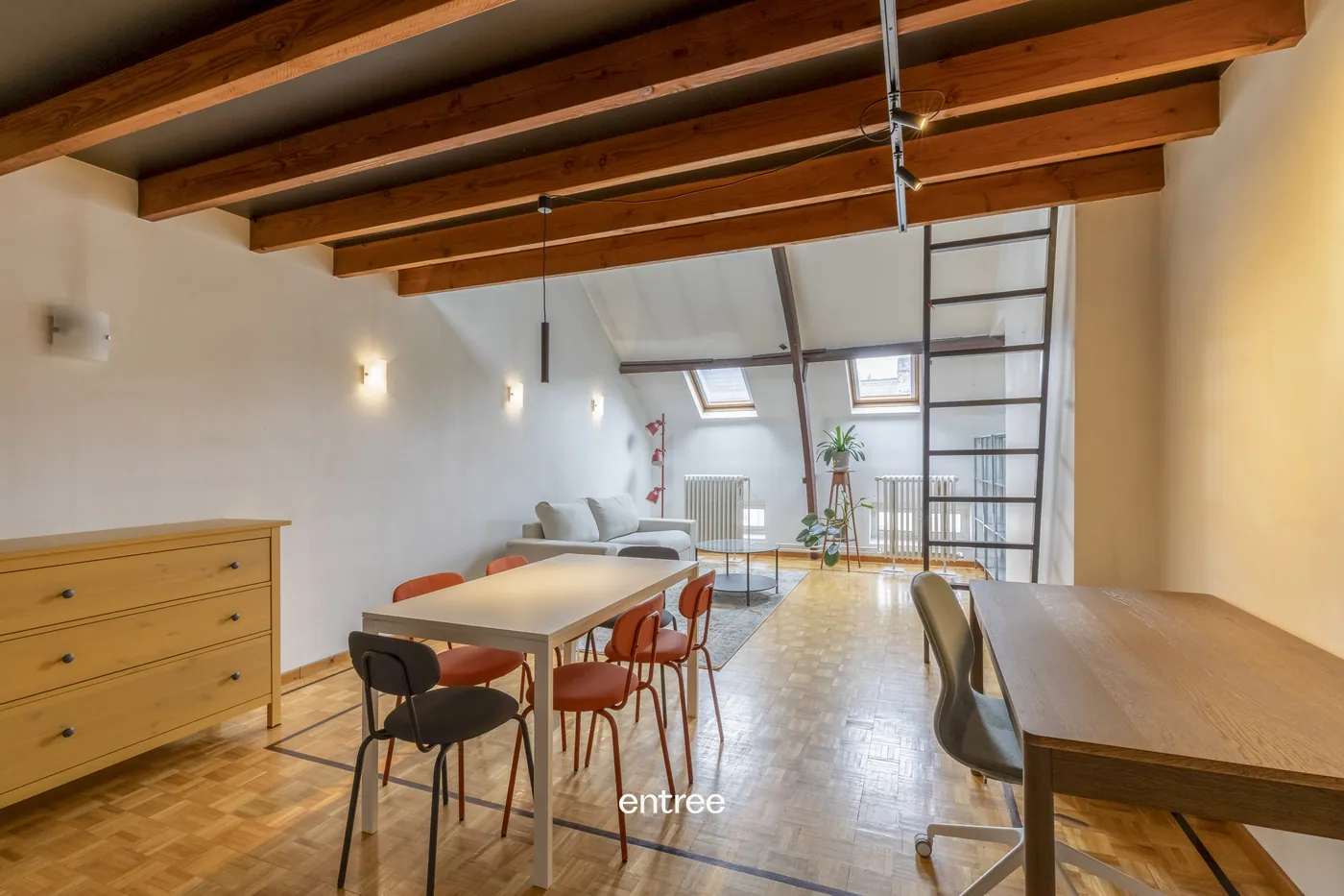 Ruime studio met 1 slaapkamer in het hart van Gent - foto 4