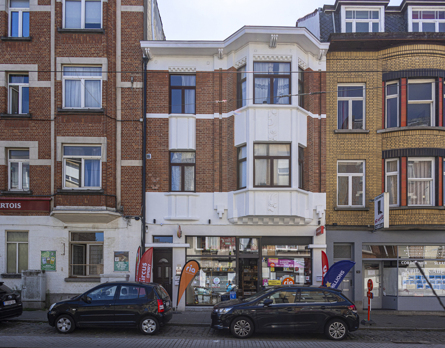 House for sale in Berchem-Sainte-Agathe with 4 bedrooms - photo 2